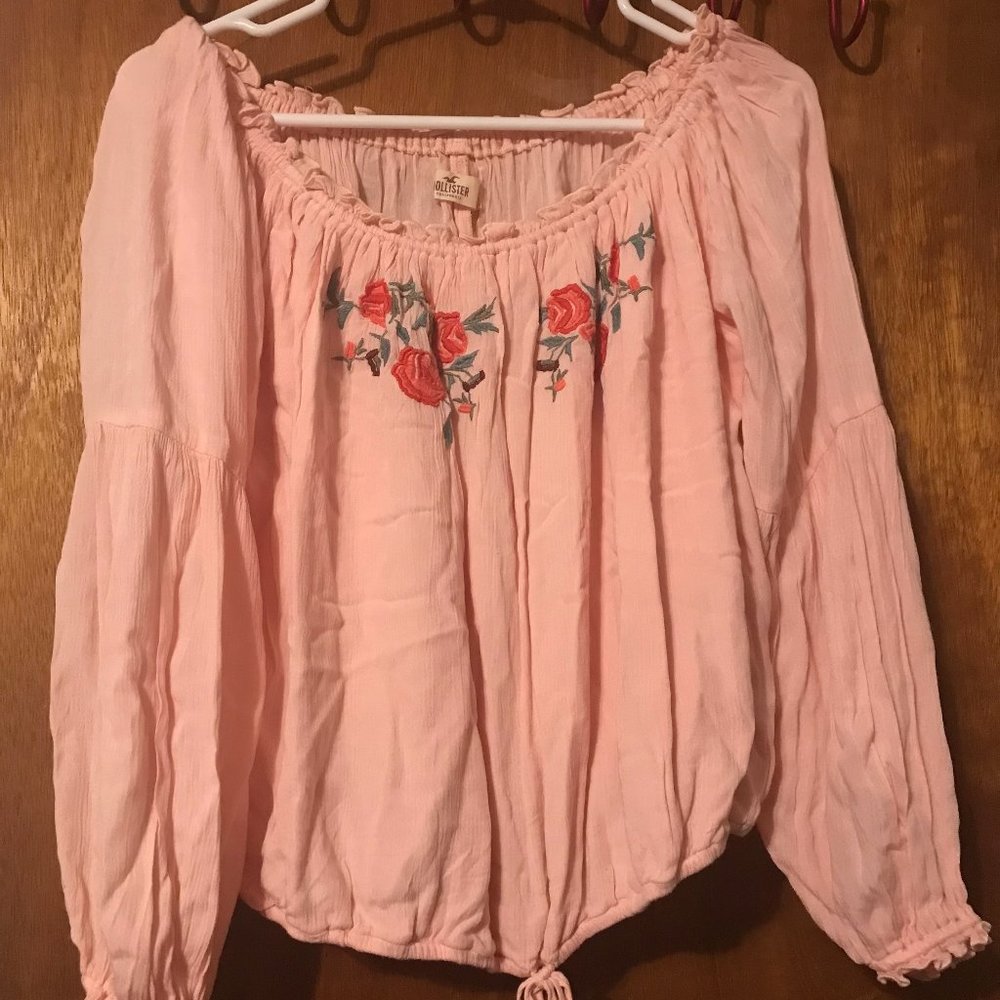 Hollister Pink Babydoll With Flowers Top Size Large